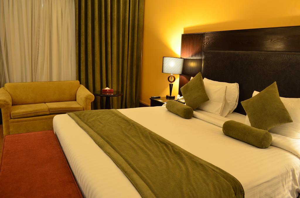 Smart Hotel Lahor Szoba fotó