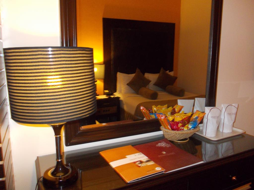 Smart Hotel Lahor Szoba fotó