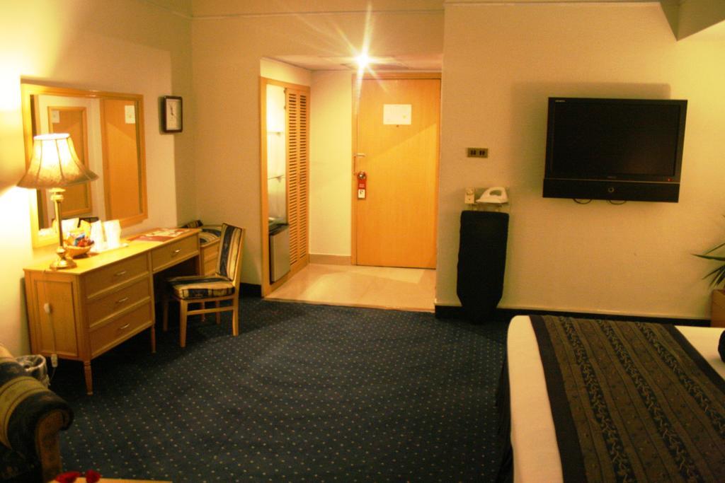 Smart Hotel Lahor Szoba fotó