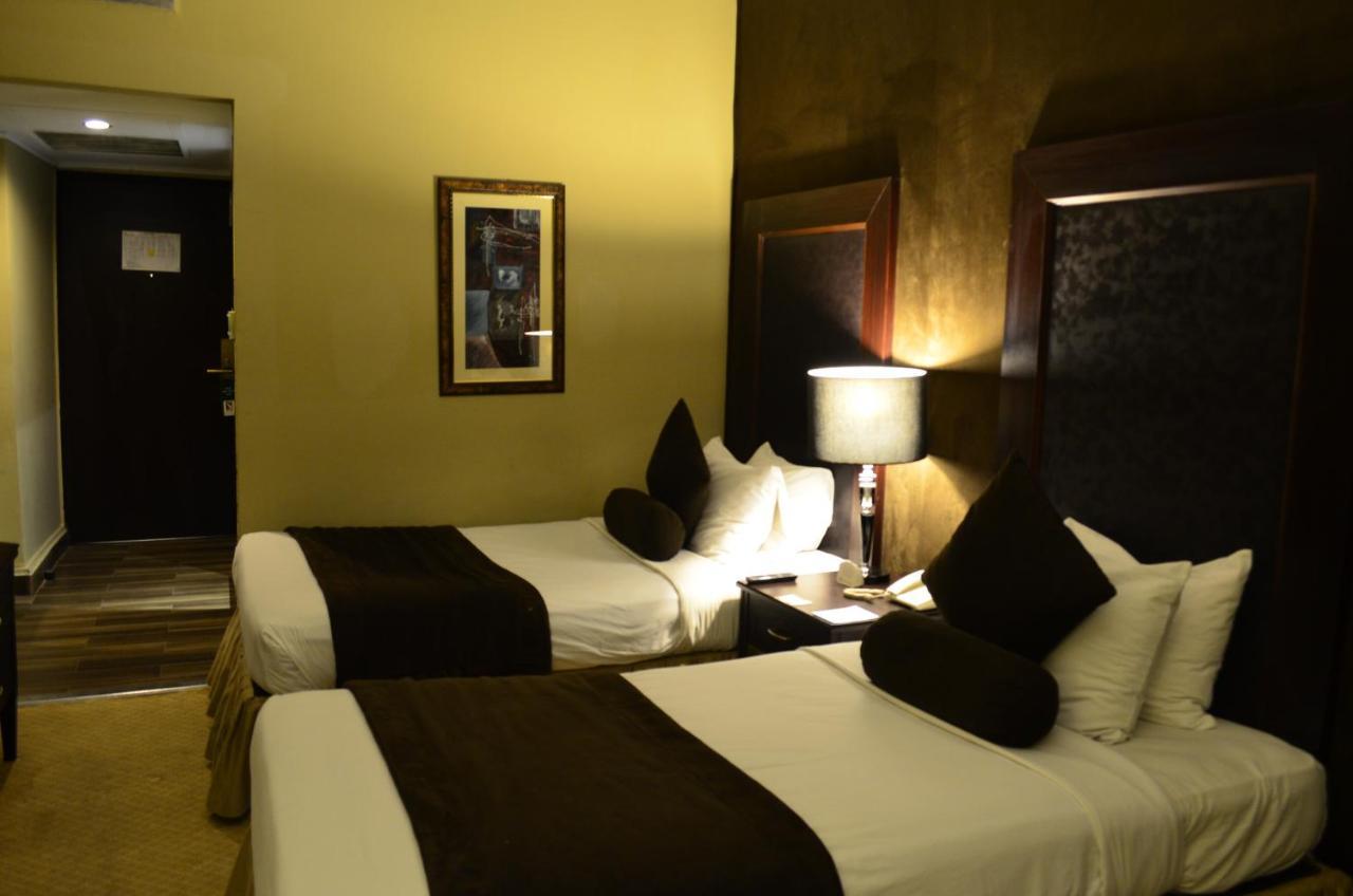 Smart Hotel Lahor Kültér fotó