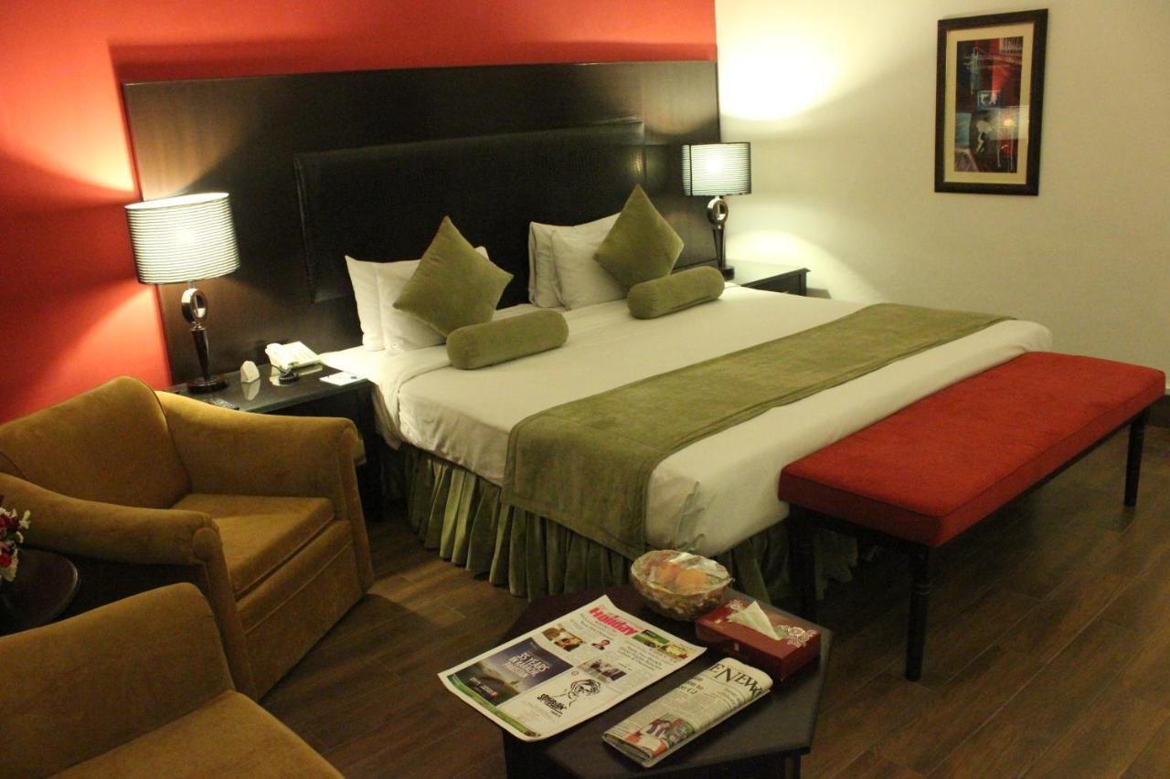 Smart Hotel Lahor Kültér fotó